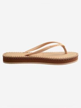 Havaianas Slim Platform Loop Flip-Flops In Golden | VERY SLIGHTLY USED